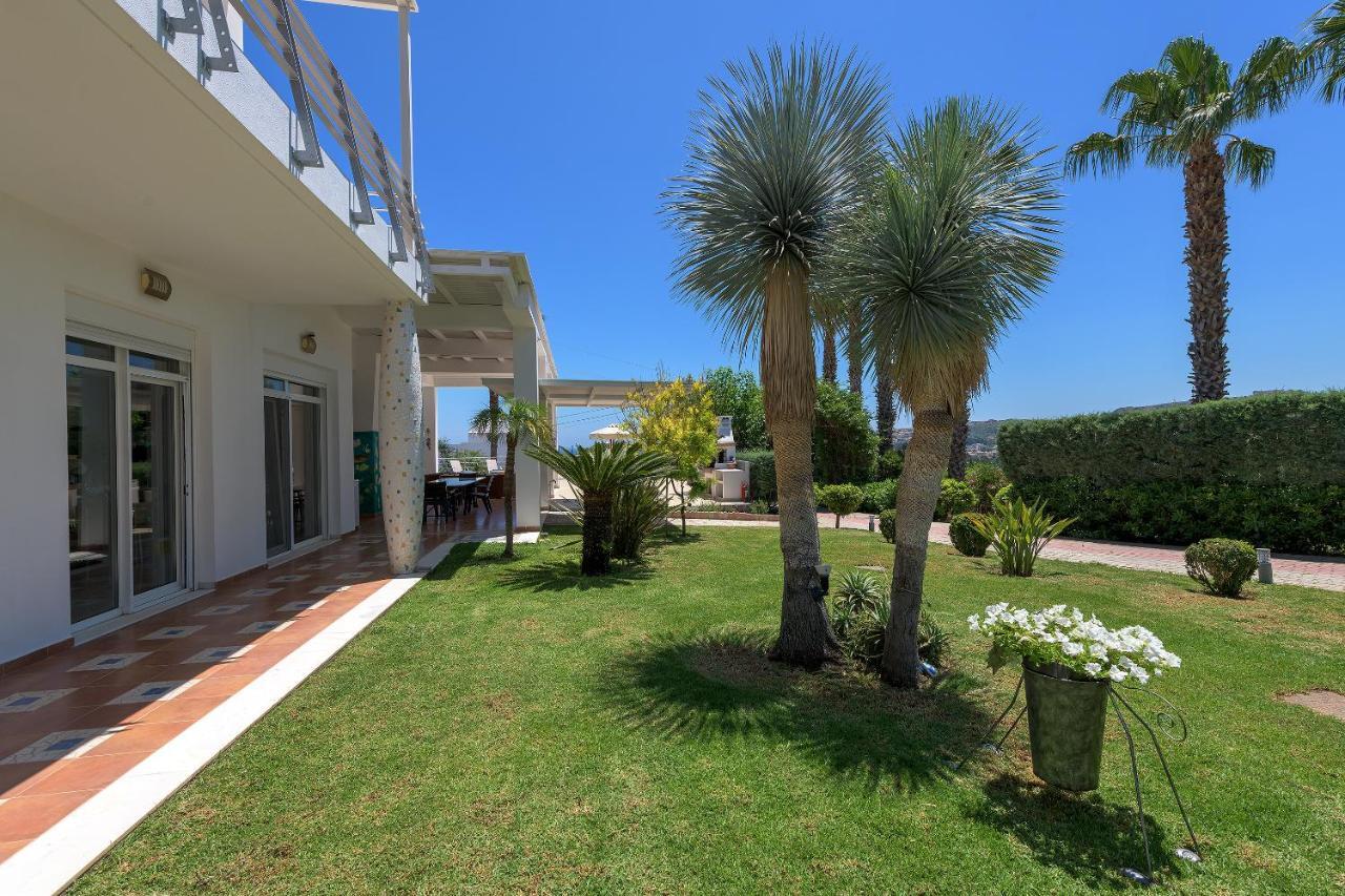 Grande Dame Villa Of Rhodes Asgourou ภายนอก รูปภาพ